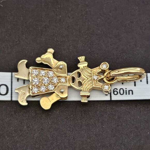 RARE Pomellato Jewelry Queen Diamond 18k Yellow Gold Charm Pendant Movable Arms - Picture 11 of 11